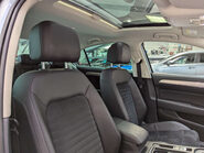 Volkswagen Passat 1.5 Passat GT TSi Evo 4dr 46