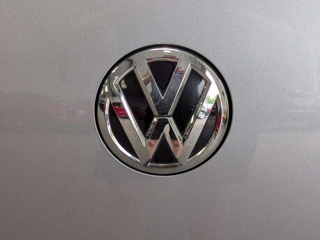 Volkswagen Passat 1.5 Passat GT TSi Evo 4dr 34