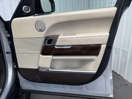 Land Rover Range Rover 4.4 Range Rover Autobiography L SDV8 Auto 4WD 5dr 54