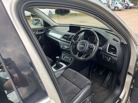 Audi Q3 2.0 Q3 SE TDI 5dr 16