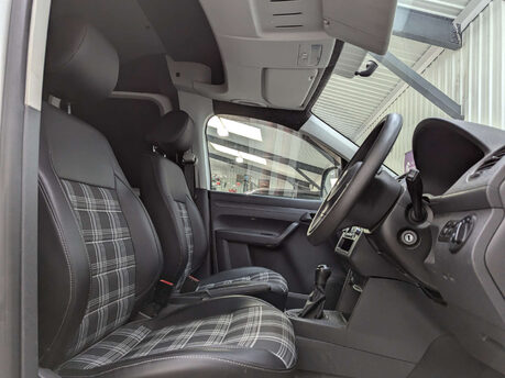 Volkswagen Caddy 1.6 Caddy C20 Startline TDI 45