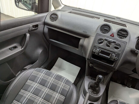Volkswagen Caddy 1.6 Caddy C20 Startline TDI 39