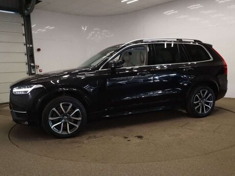 Volvo XC90 2.0 XC90 Momentum D5 AWD Auto 4WD 5dr 21