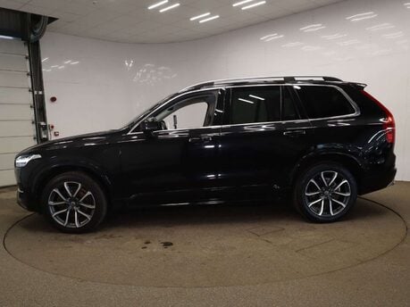 Volvo XC90 2.0 XC90 Momentum D5 AWD Auto 4WD 5dr 17