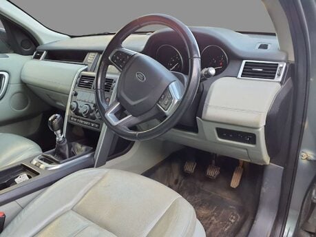 Land Rover Discovery Sport 2.0 Discovery Sport SE Tech TD4 4WD 5dr 13