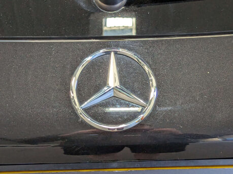 Mercedes-Benz GLC 2.1 GLC 220 D 4Matic AMG Line Premium Auto 4WD 5dr 38