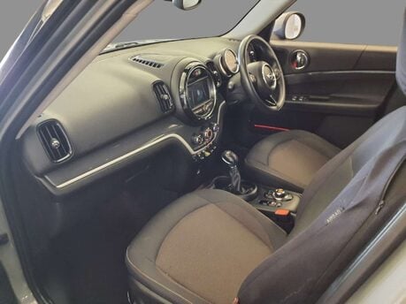 Mini Countryman 1.5 Countryman Cooper S E ALL4 Auto 4WD 5dr 9