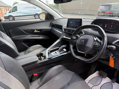 Peugeot 3008 1.5 3008 Allure Blue HDi S/S Auto 5dr 17