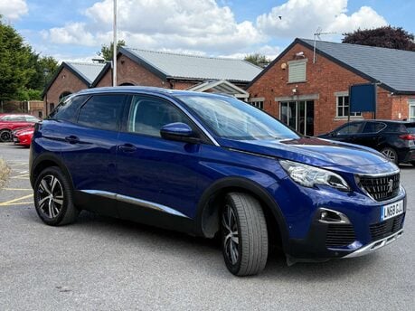 Peugeot 3008 1.5 3008 Allure Blue HDi S/S Auto 5dr 9