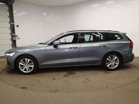 Volvo V60 2.0 V60 Momentum D4 Auto 5dr 17