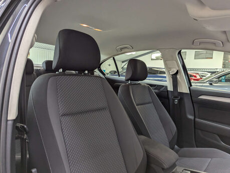Volkswagen Passat 2.0 Passat S TDI 4dr 52