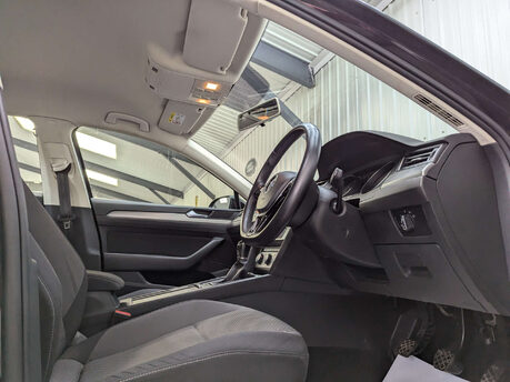 Volkswagen Passat 2.0 Passat S TDI 4dr 51