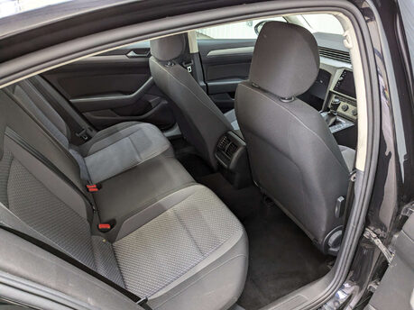 Volkswagen Passat 2.0 Passat S TDI 4dr 61