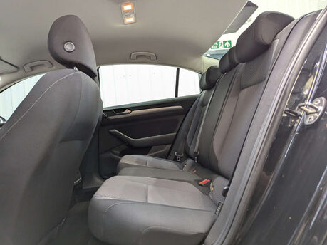 Volkswagen Passat 2.0 Passat S TDI 4dr 70