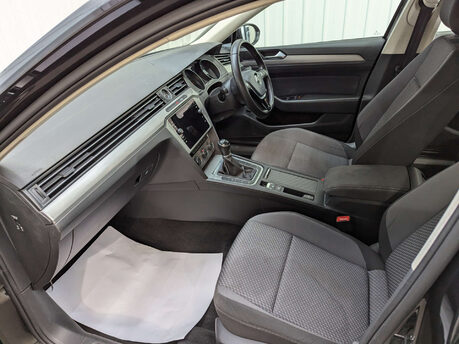 Volkswagen Passat 2.0 Passat S TDI 4dr 55