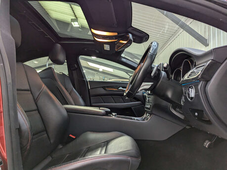 Mercedes-Benz CLS 3.5 CLS 400 AMG Line Auto 4dr 52