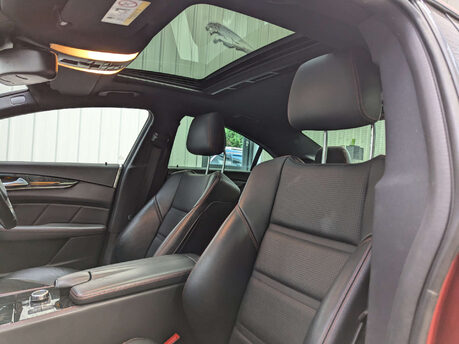 Mercedes-Benz CLS 3.5 CLS 400 AMG Line Auto 4dr 57