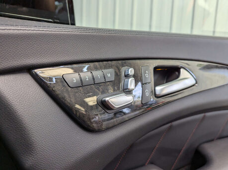 Mercedes-Benz CLS 3.5 CLS 400 AMG Line Auto 4dr 81