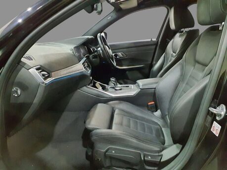 BMW 3 Series 2.0 330E M Sport Auto 4dr 13