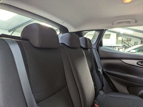 Nissan Qashqai 1.3 Qashqai Visia DIG-T 5dr 63