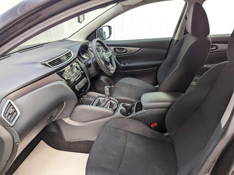 Nissan Qashqai 1.3 Qashqai Visia DIG-T 5dr 55