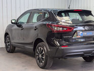 Nissan Qashqai 1.3 Qashqai Visia DIG-T 5dr 35