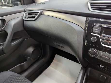 Nissan Qashqai 1.3 Qashqai Visia DIG-T 5dr 86