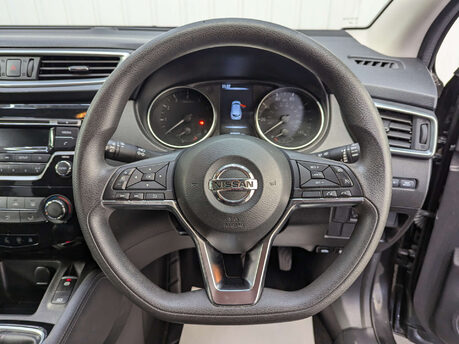 Nissan Qashqai 1.3 Qashqai Visia DIG-T 5dr 75