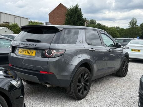 Land Rover Discovery Sport 2.0 Discovery Sport Black HSE TD4 Auto 4WD 5dr 7