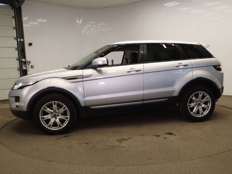 Land Rover Range Rover Evoque 2.2 Range Rover Evoque Pure Tech SD4 Auto 4WD 5dr 13