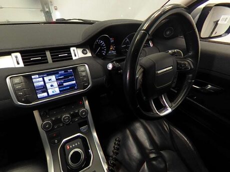 Land Rover Range Rover Evoque 2.2 Range Rover Evoque Pure Tech SD4 Auto 4WD 5dr 3