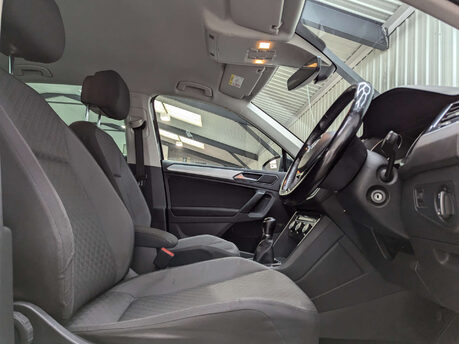 Volkswagen Tiguan 2.0 Tiguan SE TDI BlueMotion Technology 5dr 53
