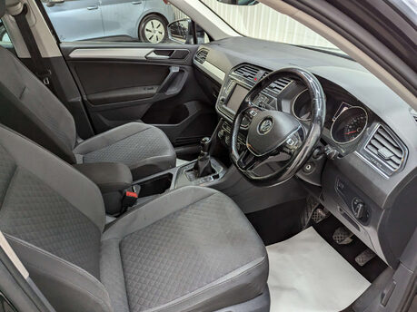 Volkswagen Tiguan 2.0 Tiguan SE TDI BlueMotion Technology 5dr 50