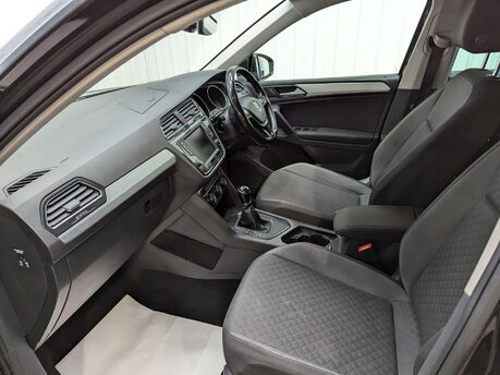 Volkswagen Tiguan 2.0 Tiguan SE TDI BlueMotion Technology 5dr 55