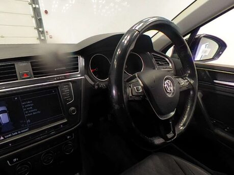 Volkswagen Tiguan 2.0 Tiguan SE TDI BlueMotion Technology 5dr 3