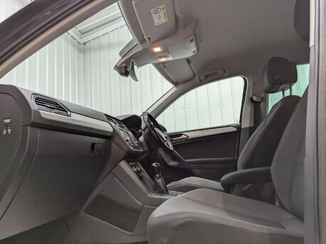 Volkswagen Tiguan 2.0 Tiguan SE TDI BlueMotion Technology 5dr 57
