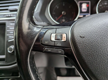 Volkswagen Tiguan 2.0 Tiguan SE TDI BlueMotion Technology 5dr 74