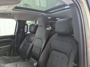 Land Rover Defender 2.0 Defender SE Auto 4WD 5dr 58