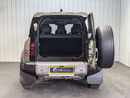Land Rover Defender 2.0 Defender SE Auto 4WD 5dr 44