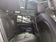 Land Rover Defender 2.0 Defender SE Auto 4WD 5dr 65