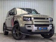Land Rover Defender 2.0 Defender SE Auto 4WD 5dr 5