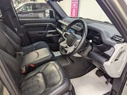 Land Rover Defender 2.0 Defender SE Auto 4WD 5dr 50