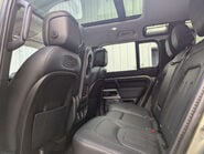 Land Rover Defender 2.0 Defender SE Auto 4WD 5dr 68