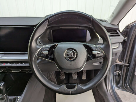 Skoda Octavia 1.5 Octavia SE Technology TSI 5dr 75