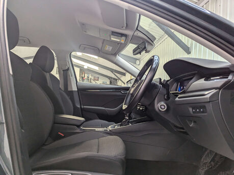 Skoda Octavia 1.5 Octavia SE Technology TSI 5dr 53