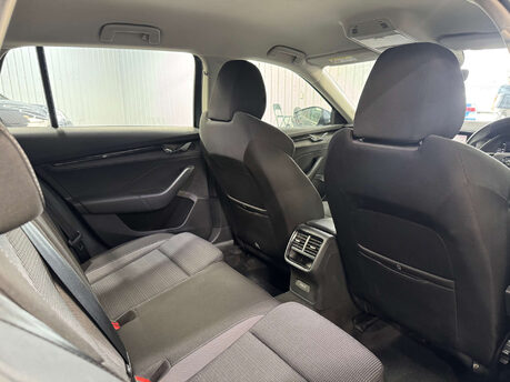 Skoda Octavia 1.5 Octavia SE Technology TSI 5dr 22