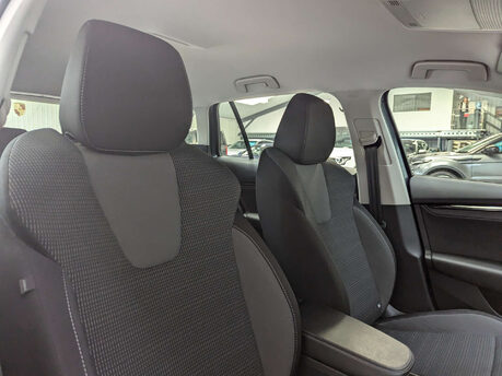 Skoda Octavia 1.5 Octavia SE Technology TSI 5dr 52