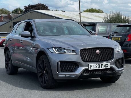 Jaguar F-Pace 2.0 F-PACE Chequered Flag AWD D Auto 4WD 5dr 7