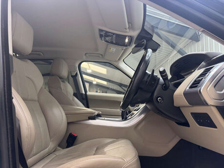 Land Rover Range Rover Sport 3.0 Range Rover Sport HSE SDV6 Auto 4WD 5dr 55