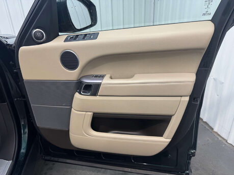 Land Rover Range Rover Sport 3.0 Range Rover Sport HSE SDV6 Auto 4WD 5dr 56